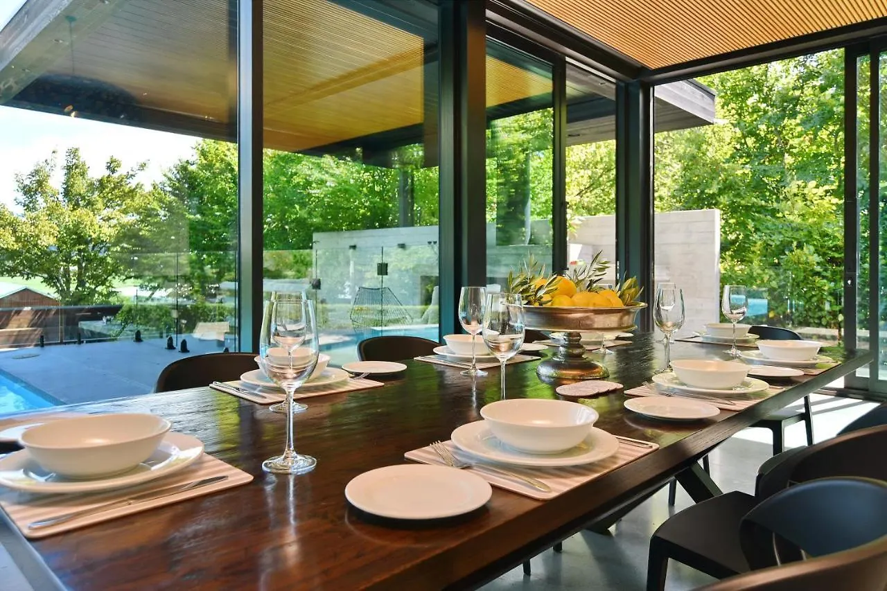 Bridle Path Retreat - Christchurch Holiday Homes