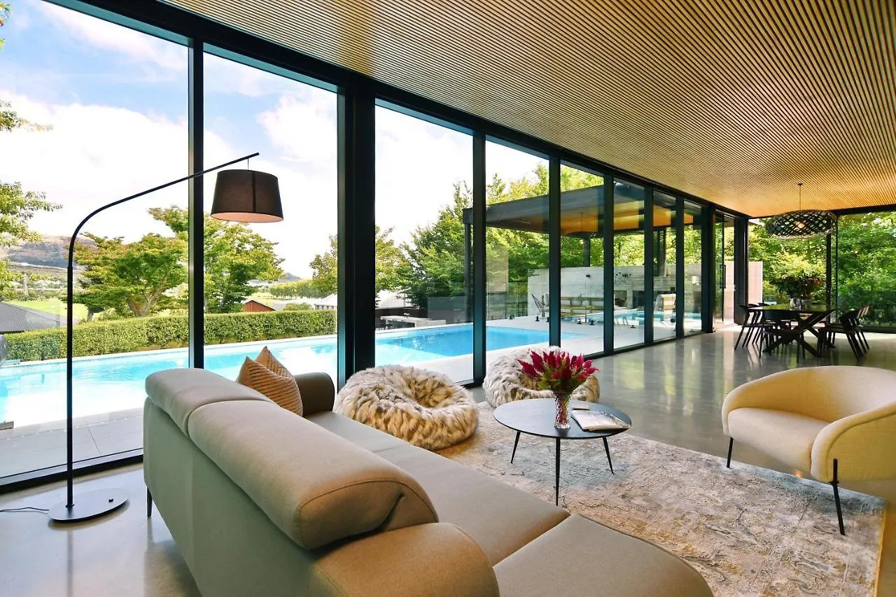 Bridle Path Retreat - Christchurch Holiday Homes