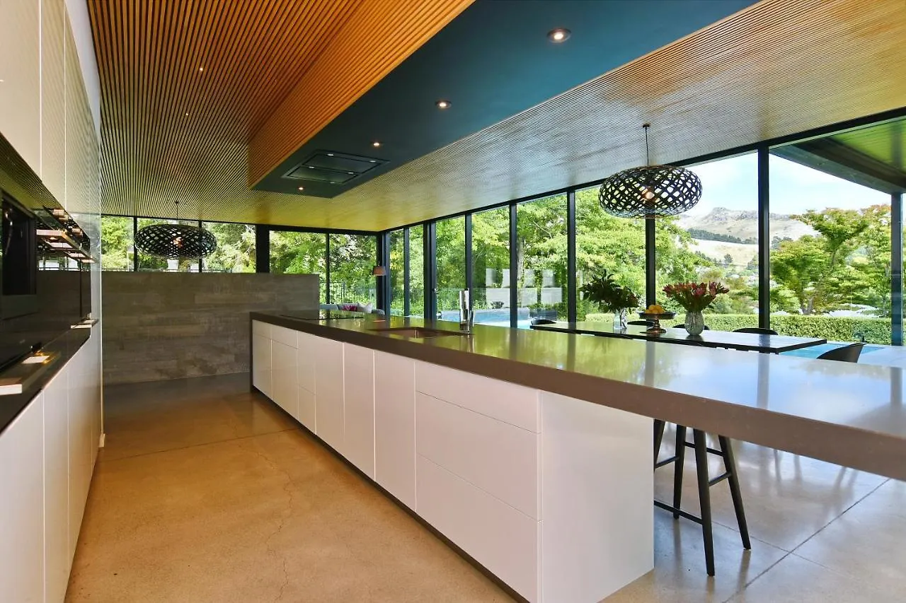 Bridle Path Retreat - Christchurch Holiday Homes New Zealand