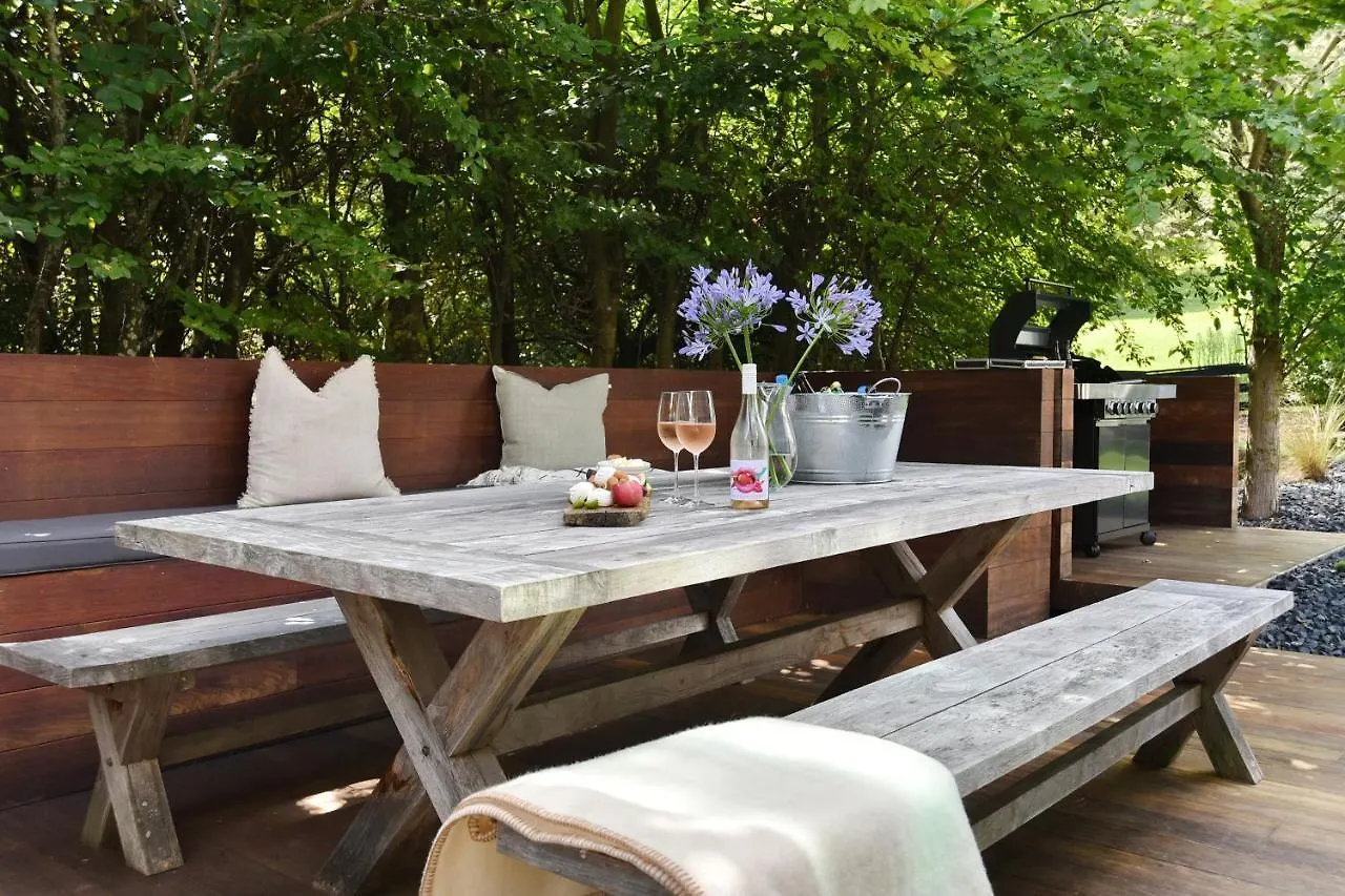 Bridle Path Retreat - Christchurch Holiday Homes